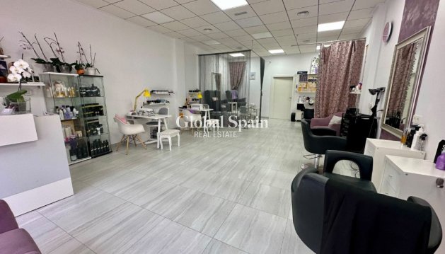 Comercial - Venta - LA ZENIA -
                LA ZENIA