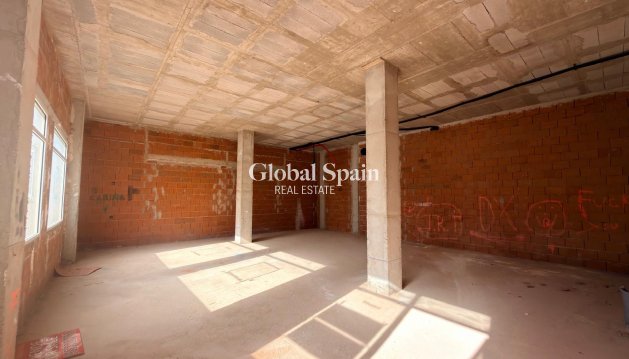 COMMERCIAL PROPERTY - Resale - ORIHUELA COSTA -
                Los Dolses