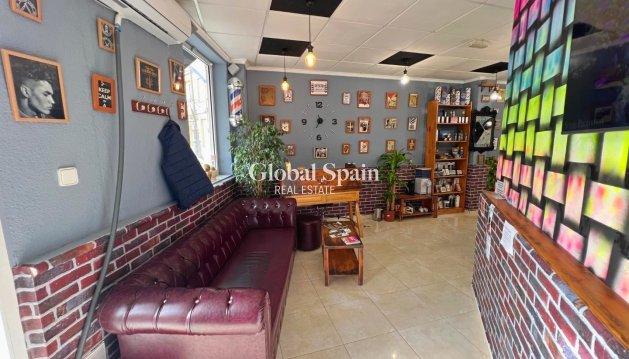 Commercial - Revente - GUARDAMAR DEL SEGURA -
                GUARDAMAR DEL SEGURA