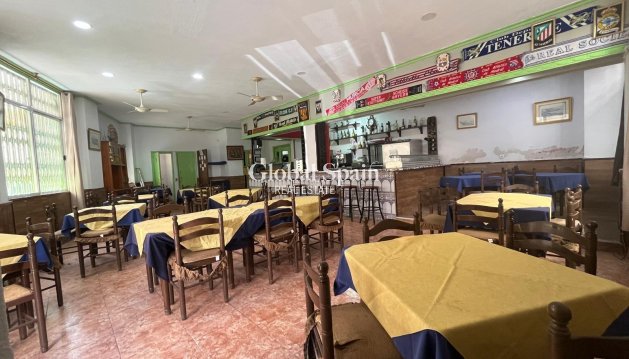 Commercieel pand - Wederverkoop - TORREVIEJA -
                Center