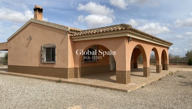 DOM - Odsprzedaż - FUENTE ÁLAMO DE MURCIA -
                Inland