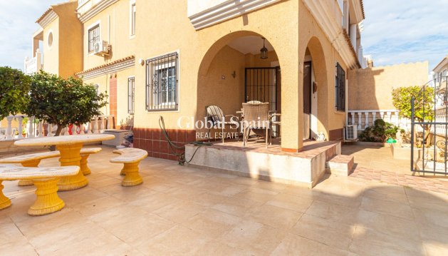 Dom - Odsprzedaż - ORIHUELA COSTA -
                CABO ROIG