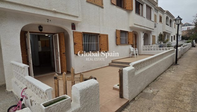 DOM - Odsprzedaż - ORIHUELA COSTA -
                