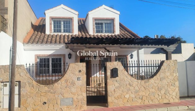 DOM - Odsprzedaż - TORRE PACHECO -
                