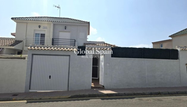 DOM - Odsprzedaż - TORREVIEJA -
                LOS BALCONES - LOS ALTOS