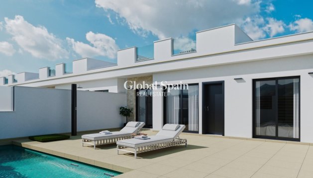 Doppelhaushälfte - Neubau -
                TORRE PACHECO - SP-45297