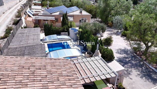 Finca / Country Property - Resale - CREVILLENTE -
                CREVILLENTE
