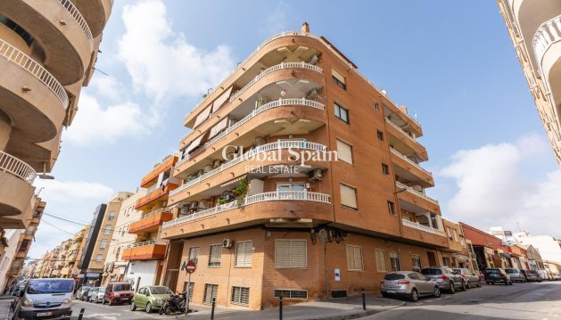 Ground Floor - Resale - TORREVIEJA -
                Centro