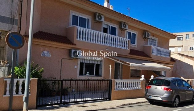 Halfvrijstaand - Wederverkoop - SAN PEDRO DEL PINATAR -
                San Pedro de Pinatar