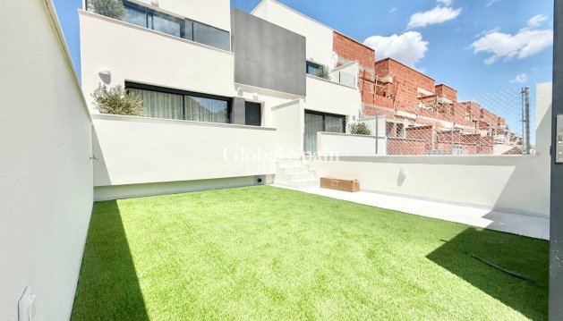 HAUS - Neubau - COX -
                San Fernando