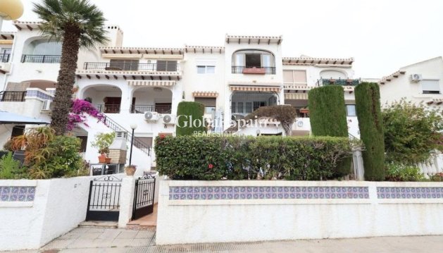 HAUS - Wiederverkauf - CABO ROIG -
                Costa Blanca