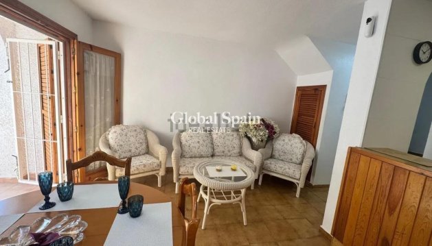 HAUS - Wiederverkauf -
                ORIHUELA COSTA - GSR-53414
