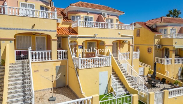 HAUS - Wiederverkauf - ORIHUELA COSTA -
                Las Filipinas