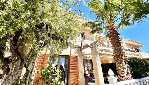 HAUS - Wiederverkauf - PLAYA FLAMENCA -
                Costa Blanca