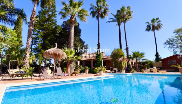 HAUS - Wiederverkauf - ROJALES -
                Heredades