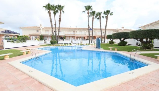HAUS - Wiederverkauf - ROJALES -
                Inland