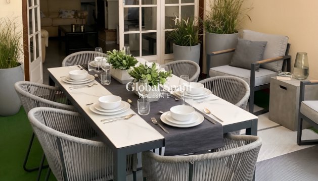 HAUS - Wiederverkauf - SANTA POLA -
                Santa Pola