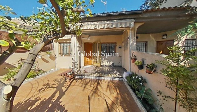 HAUS - Wiederverkauf - SANTIAGO DE LA RIBERA -
                Santiago de la Ribera