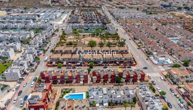 HAUS - Wiederverkauf - TORREVIEJA -
                Aguas Nuevas
