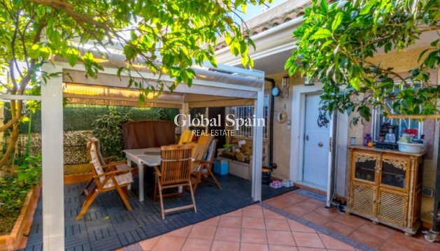 HAUS - Wiederverkauf - TORREVIEJA -
                Costa Blanca