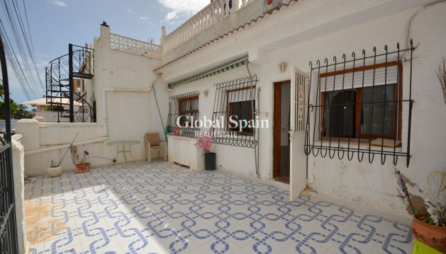 HAUS - Wiederverkauf - TORREVIEJA -
                Costa Blanca