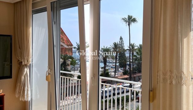 HAUS - Wiederverkauf - TORREVIEJA -
                Torrevieja