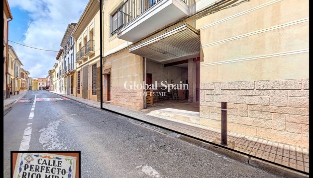 Herenhuis - Resale - Pinoso -
                Pinoso