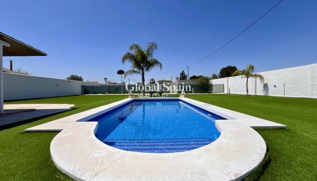 HOUSE - Resale - ALCANTARILLA -
                Inland