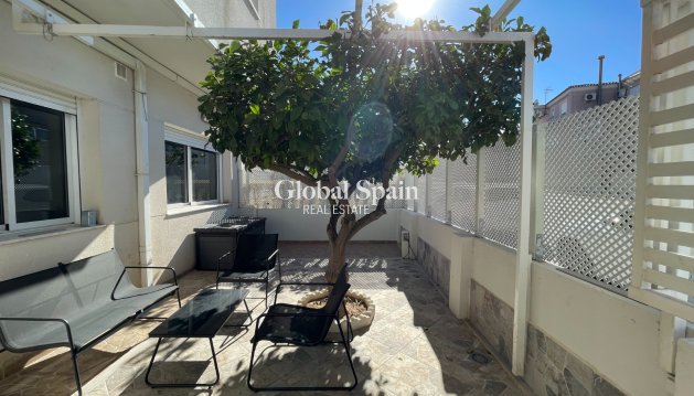 HOUSE - Resale - ALGORFA -
                Inland