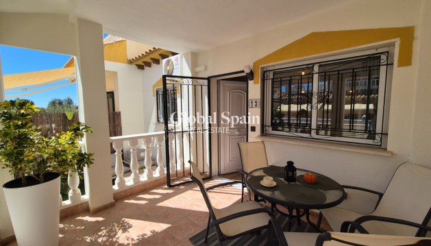 HOUSE - Resale - ALICANTE -
                La Florida