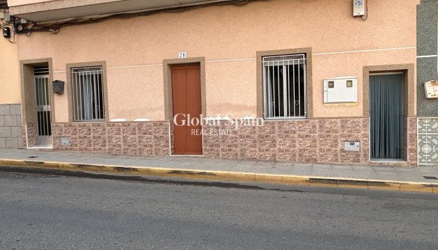 House - Resale - Benejúzar -
                Benejúzar