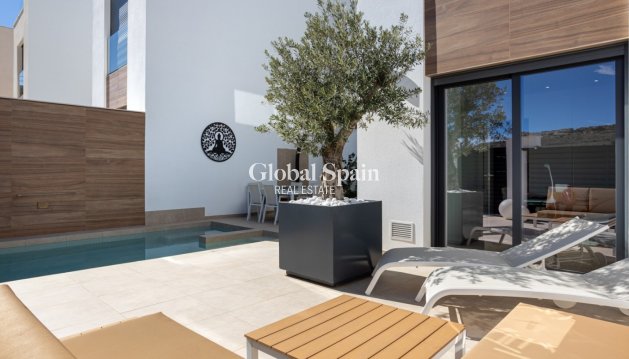 HOUSE - Resale - BENIJÓFAR -
                Costa Blanca