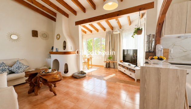 HOUSE - Resale - CALPE -
                Calpe