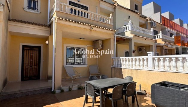 HOUSE - Resale - CAMPOAMOR -
                Costa Blanca