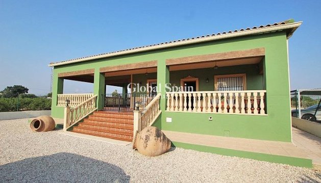 HOUSE - Resale - DAYA NUEVA -
                Comunidad valenciana