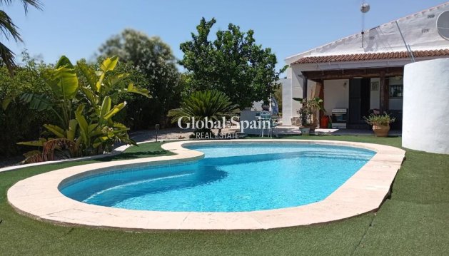 HOUSE - Resale - DAYA NUEVA -
                Costa Blanca