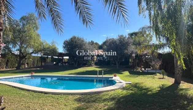 HOUSE - Resale - DOLORES -
                Comunidad Valenciana