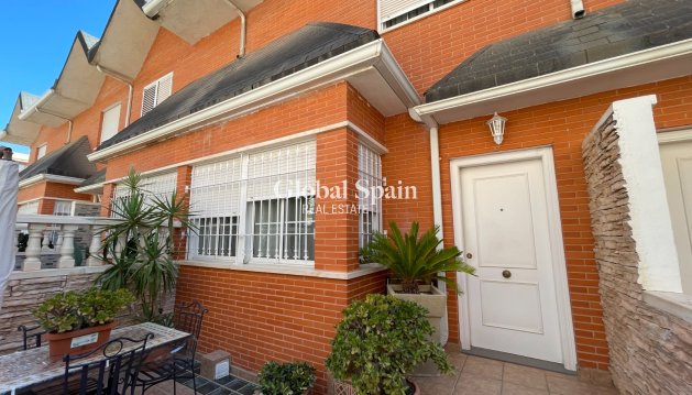 HOUSE - Resale - ELCHE -
                Costa Blanca