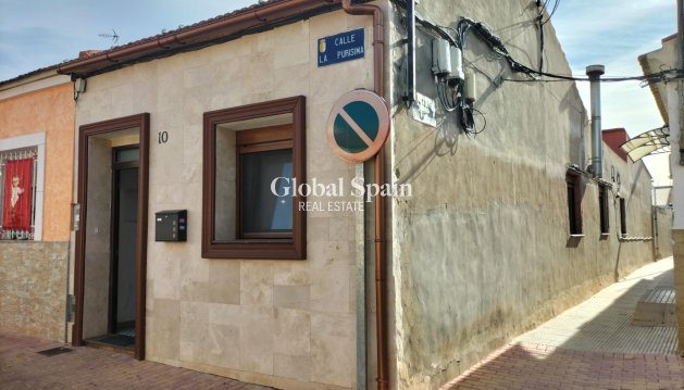 HOUSE - Resale - FORMENTERA DEL SEGURA -
                Centro