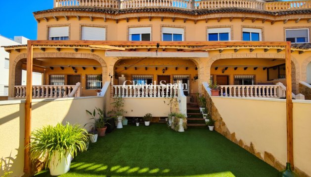 HOUSE - Resale - GUARDAMAR DEL SEGURA -
                Costa Blanca