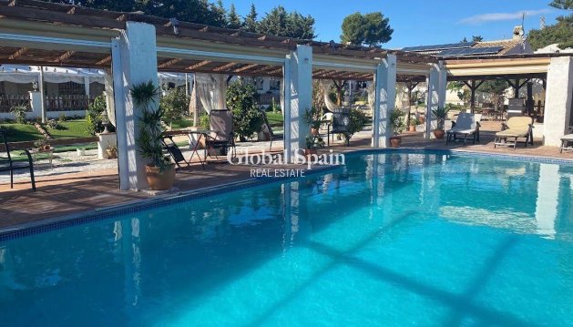 HOUSE - Resale - LOS ALCÁZARES -
                Dolores De Pacheco-santa Rosalía