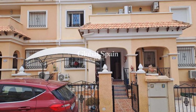 HOUSE - Resale - ORIHUELA COSTA -
                Costa Blanca