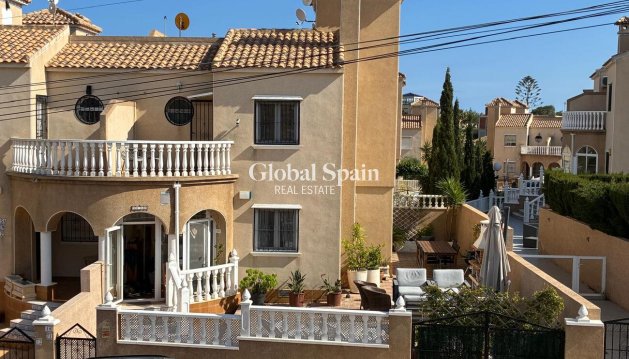 HOUSE - Resale - ORIHUELA COSTA -
                Costa Blanca