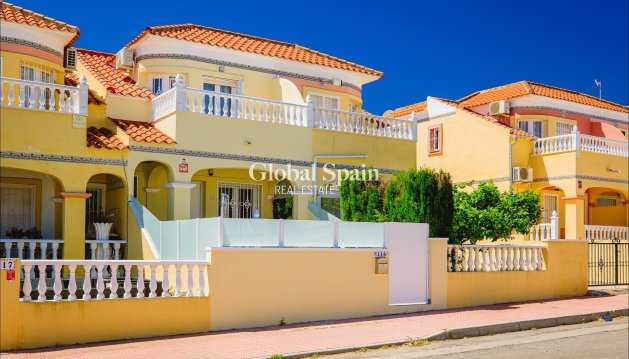 HOUSE - Resale - ORIHUELA COSTA -
                Las Filipinas