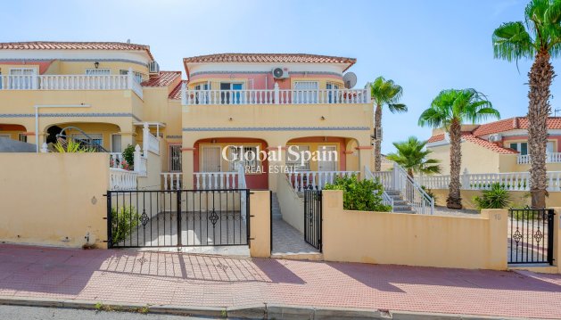 HOUSE - Resale - ORIHUELA COSTA -
                Las Filipinas
