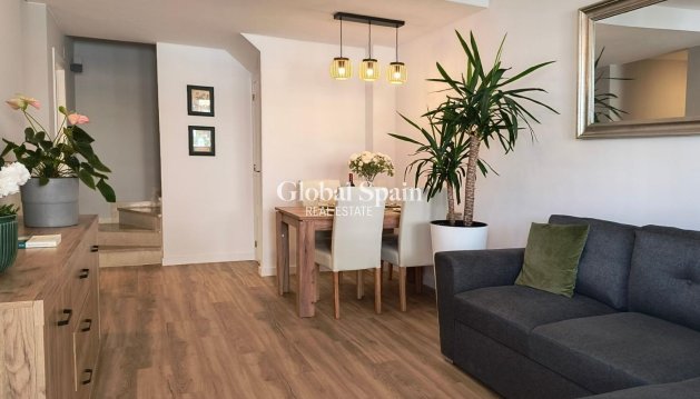 HOUSE - Resale - ORIHUELA COSTA -
                LOS BALCONES - LOS ALTOS