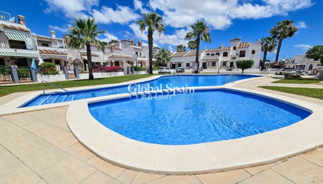 HOUSE - Resale - ORIHUELA COSTA -
                PAU 8
