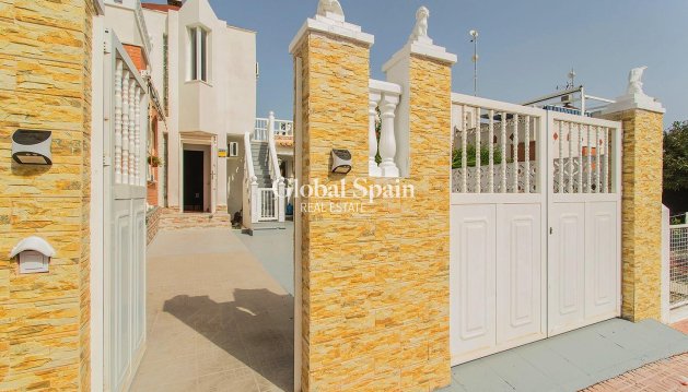 HOUSE - Resale -
                ORIHUELA - GSR-16534