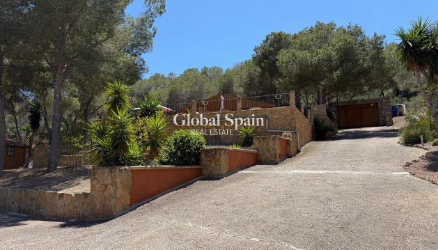 HOUSE - Resale - ORIHUELA -
                Torremendo