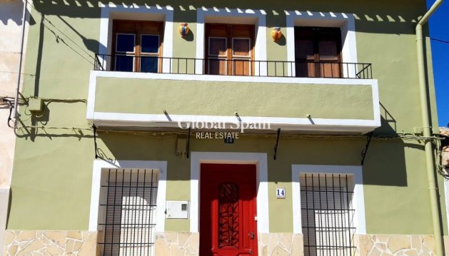 HOUSE - Resale - RASPAY -
                Inland